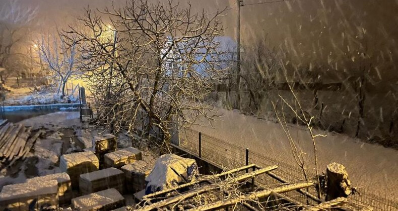 Karaağaç’ta Lapa Lapa Kar Yağıyor