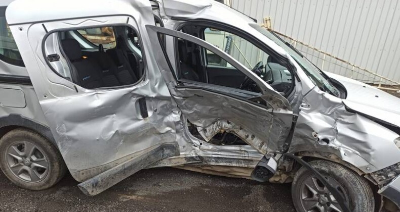 Kaynarca’da Trafik Kazası: 9 Yaralı
